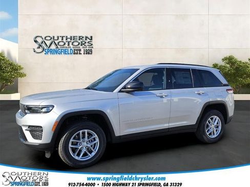 New 2026 Jeep Grand Cherokee Laredo X AWD/4WD image 1