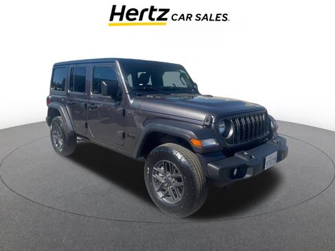 Used 2025 Jeep Wrangler Sport S image 1