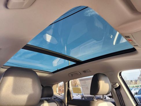 New 2026 Volkswagen Taos SEL image 12