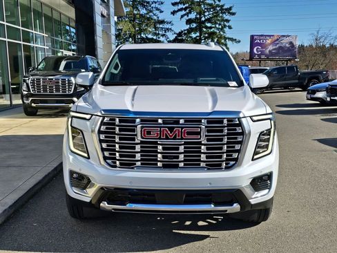 New 2026 GMC Yukon XL Denali w/ Denali Reserve Package image 8