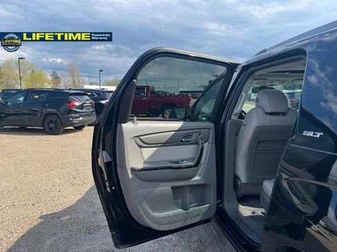 Used 2017 GMC Acadia Limited SLT image 30