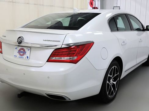 Used 2016 Buick LaCrosse Sport Touring w/ Experience Buick Package FWD image 20