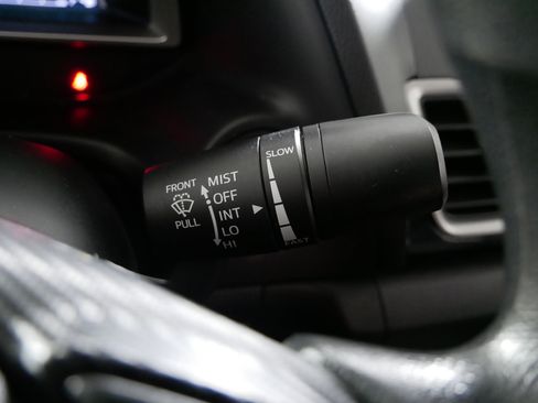 Used 2016 MAZDA MAZDA3 i Sport image 30