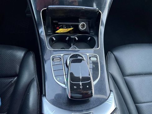 Used 2015 Mercedes-Benz C 300 Sedan image 16