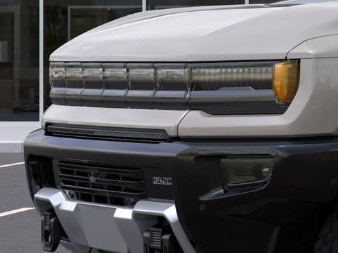 New 2026 GMC Hummer EV SUV AWD/4WD image 13