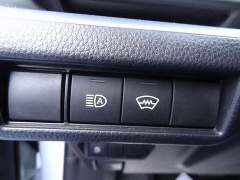 Used 2024 Toyota Prius LE image 10