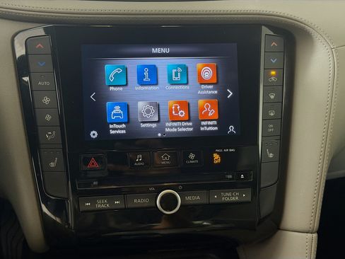 Used 2023 INFINITI QX50 Luxe FWD image 22