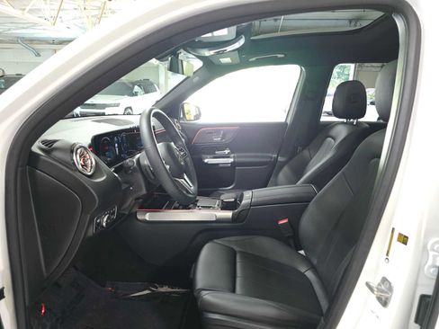 Used 2023 Mercedes-Benz GLB 250 4MATIC image 20