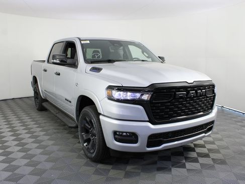New 2026 RAM 1500 4x4 Crew Cab image 24