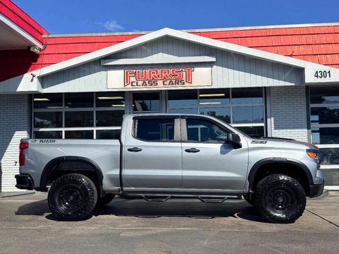 Used 2024 Chevrolet Silverado 1500 Custom Trail Boss image 2