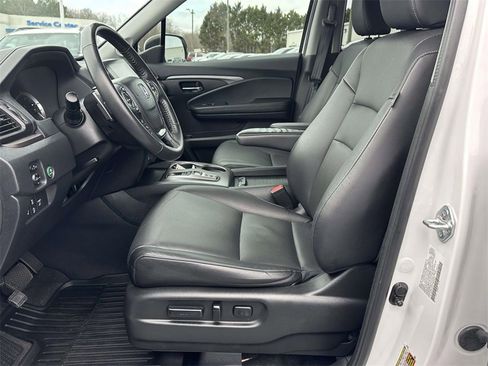 Certified 2023 Honda Ridgeline RTL image 4