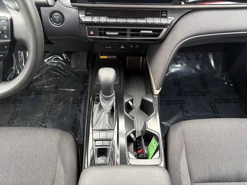 Certified 2025 Toyota Camry LE image 27