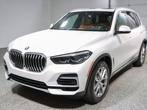 Used 2023 BMW X5 sDrive40i w/ Climate Comfort Package RWD image 32