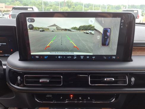 Used 2025 Lincoln Aviator Black Label AWD/4WD image 21
