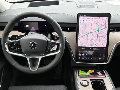 New 2025 Volvo EX90 Plus image 10