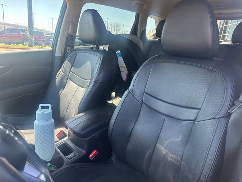 Used 2020 Nissan Rogue SL image 10