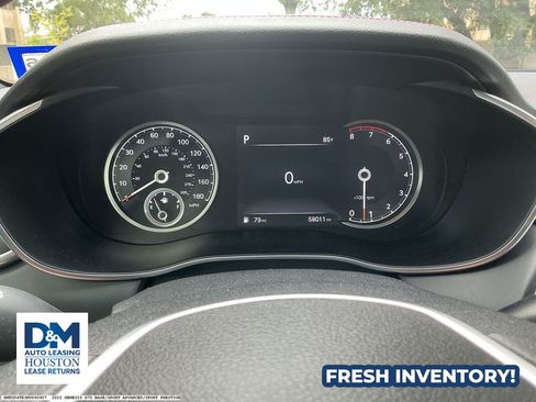 Used 2022 Genesis G70 3.3T RWD image 11