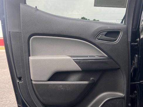 Used 2022 Chevrolet Colorado W/T w/ WT Convenience Package image 14