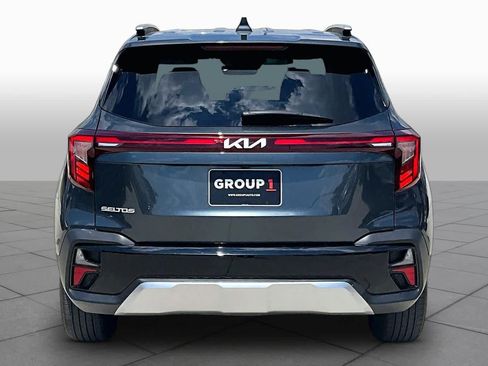 Certified 2024 Kia Seltos EX FWD image 5