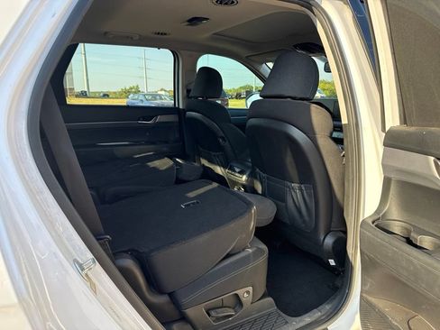 Used 2020 Hyundai Palisade SEL w/ Convenience Package FWD image 16