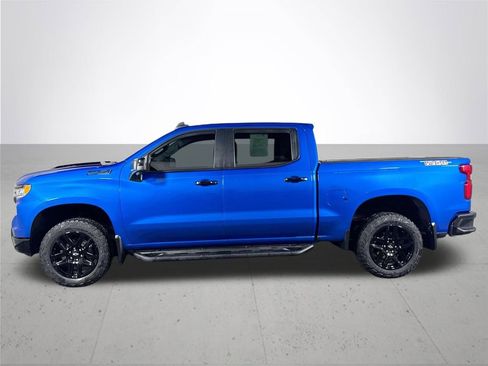 Used 2024 Chevrolet Silverado 1500 LT Trail Boss w/ Convenience Package II image 9