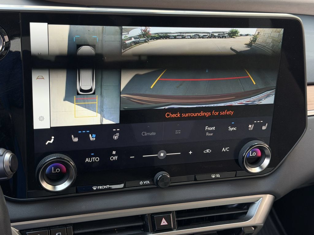 Used 2023 Lexus RX 350 w/ Accessory Package (2T) AWD/4WD image 18