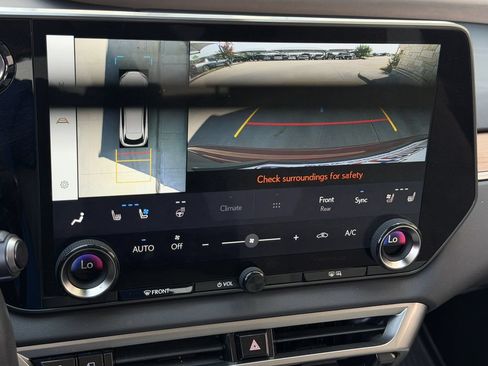 Used 2023 Lexus RX 350 w/ Accessory Package (2T) AWD/4WD image 18
