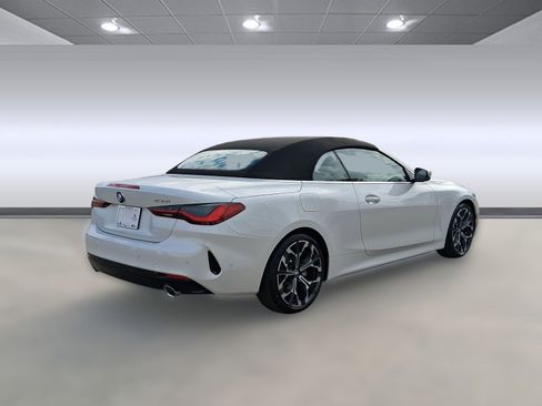 New 2026 BMW 430i Convertible image 8