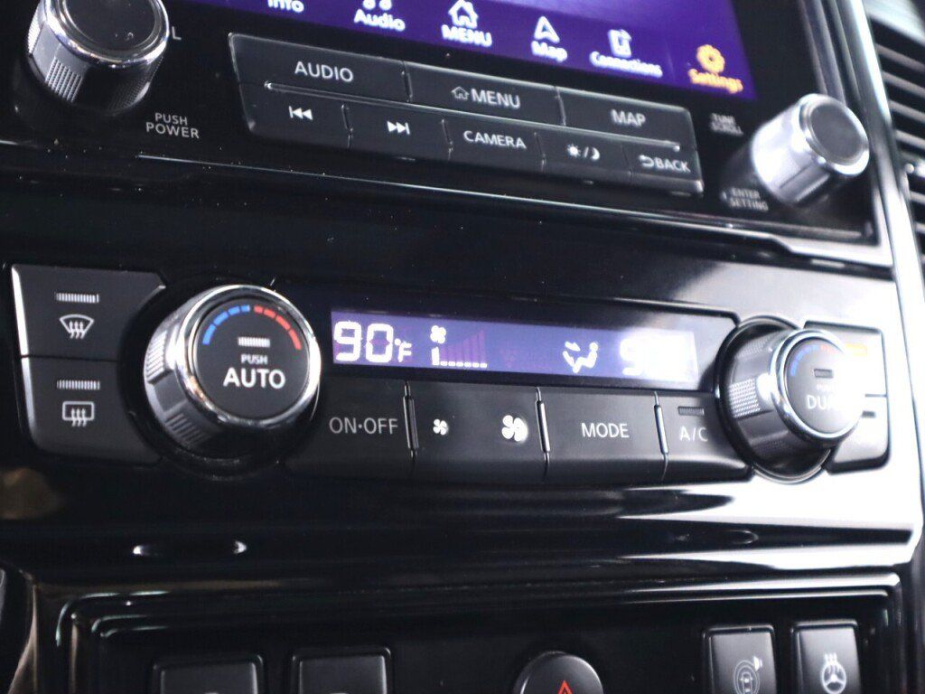 Used 2022 Nissan Titan PRO-4X w/ Pro-4x Convenience Package AWD/4WD image 26