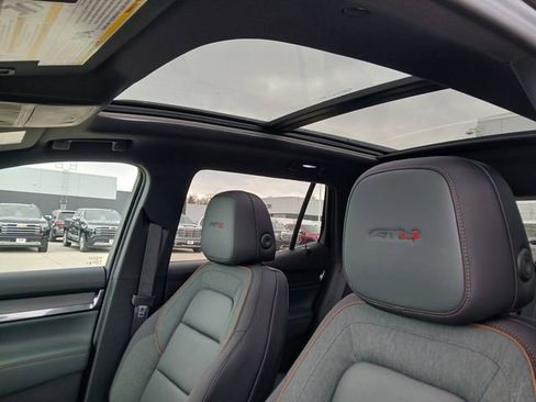 New 2026 GMC Terrain AT4 w/ Convenience Package III image 36