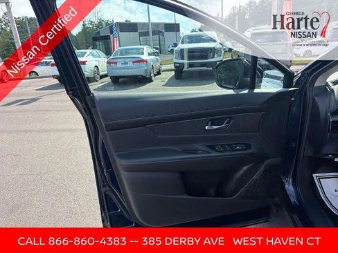 Certified 2025 Nissan Murano SV AWD/4WD image 10