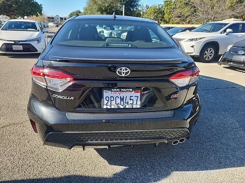 Used 2022 Toyota Corolla SE image 4