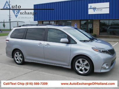 Used 2015 Toyota Sienna SE