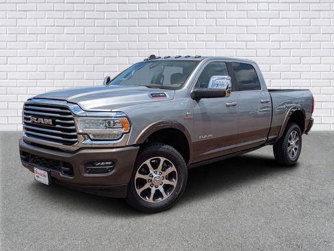 Used 2024 RAM 2500 Limited AWD/4WD image 1