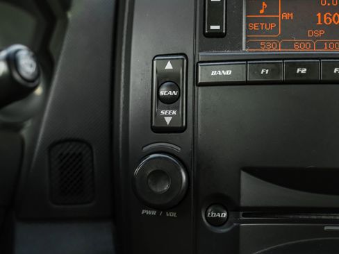 Used 2004 Cadillac SRX AWD/4WD image 23