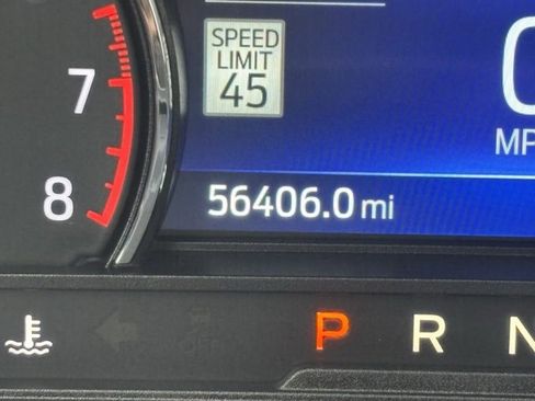 Used 2022 Ford Explorer XLT w/ Equipment Group 202A image 22