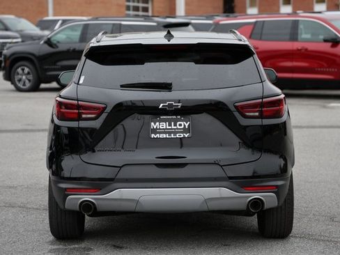 Used 2025 Chevrolet Blazer LT w/ Midnight/Sport Edition image 3
