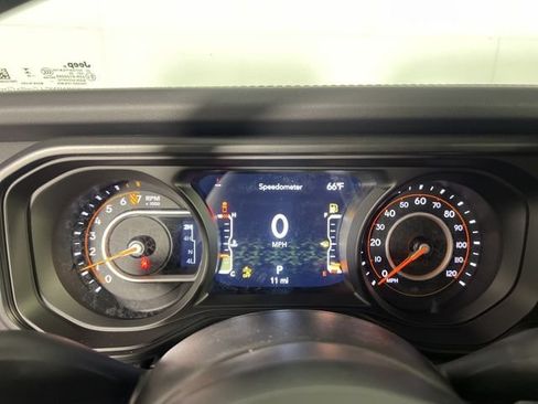 New 2026 Jeep Gladiator Willys AWD/4WD image 18