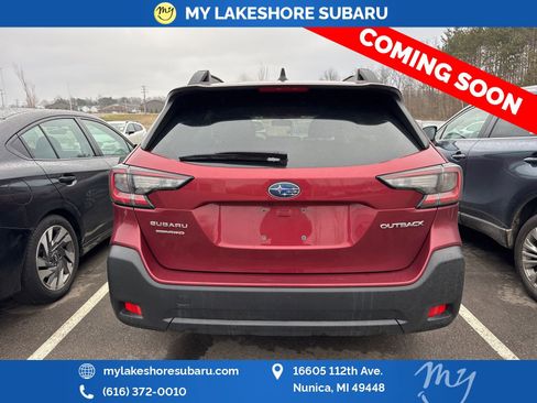 Used 2025 Subaru Outback Premium image 7
