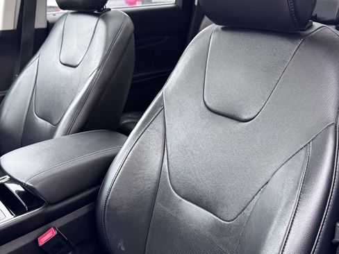 Certified 2019 Ford Edge Titanium w/ Equipment Group 301A image 9