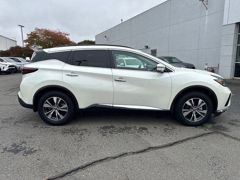 Used 2024 Nissan Murano SV image 6