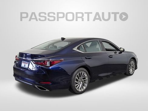 Used 2019 Lexus ES 350 Ultra Luxury w/ Accessory Package FWD image 7