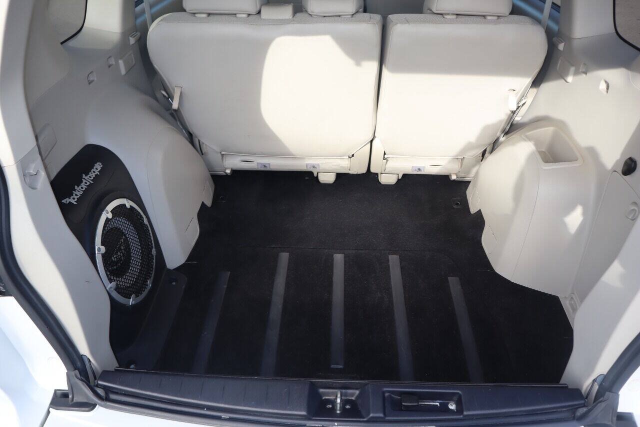 Used 2008 Mitsubishi Outlander SE FWD image 23