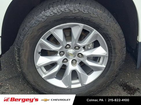 Certified 2020 Chevrolet Silverado 1500 Custom w/ Custom Value Package AWD/4WD image 10