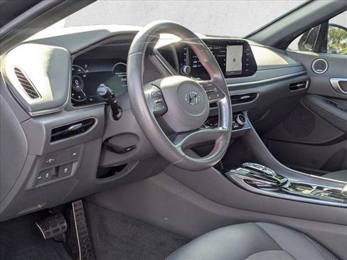 Used 2021 Hyundai Sonata SEL Plus w/ Tech Package image 9