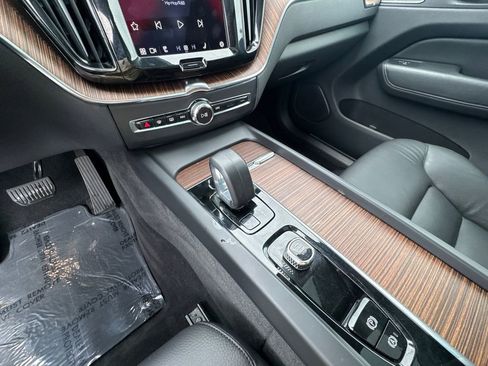Used 2023 Volvo XC60 B5 Plus w/ Climate Package image 32