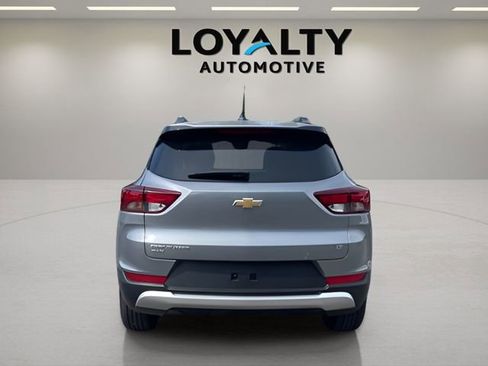 Used 2025 Chevrolet TrailBlazer LT image 4