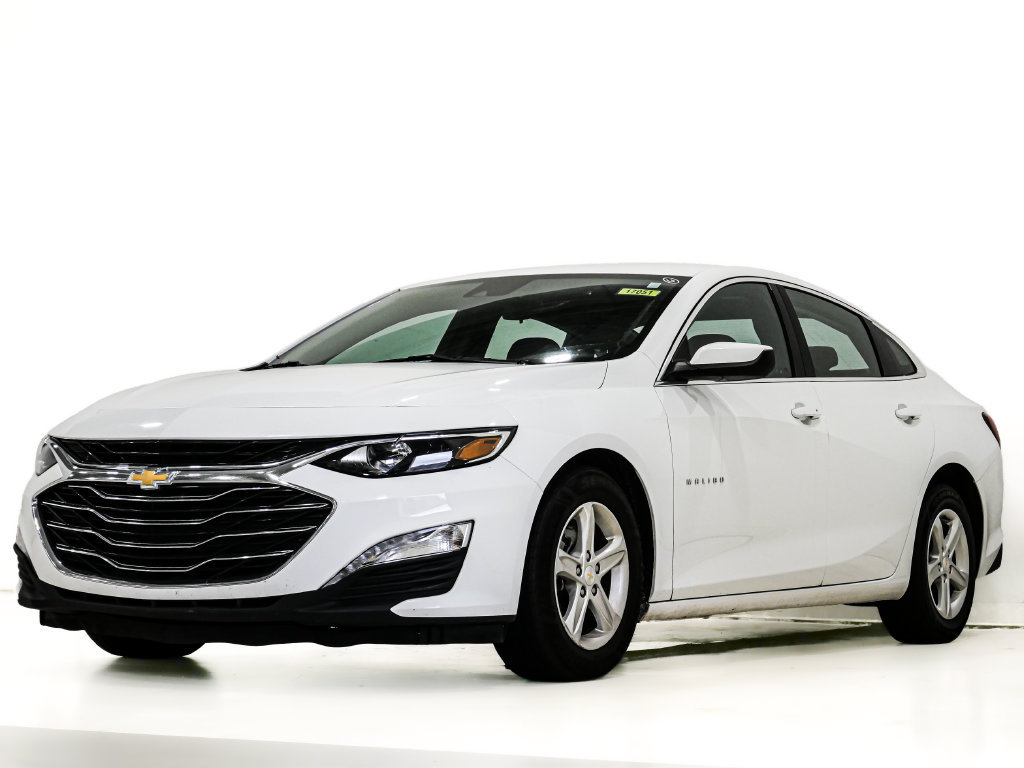 Used 2024 Chevrolet Malibu LT FWD image 3