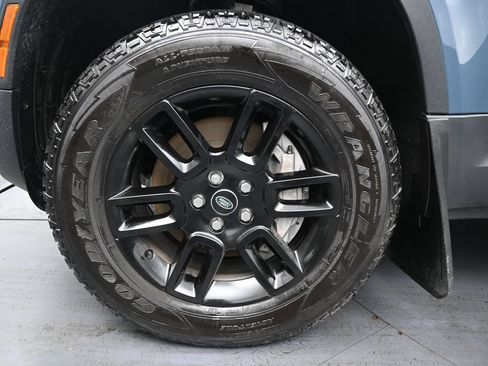 Used 2024 Land Rover Defender 110 S AWD/4WD image 35