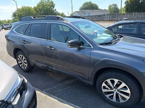 Certified 2024 Subaru Outback Premium AWD/4WD image 4